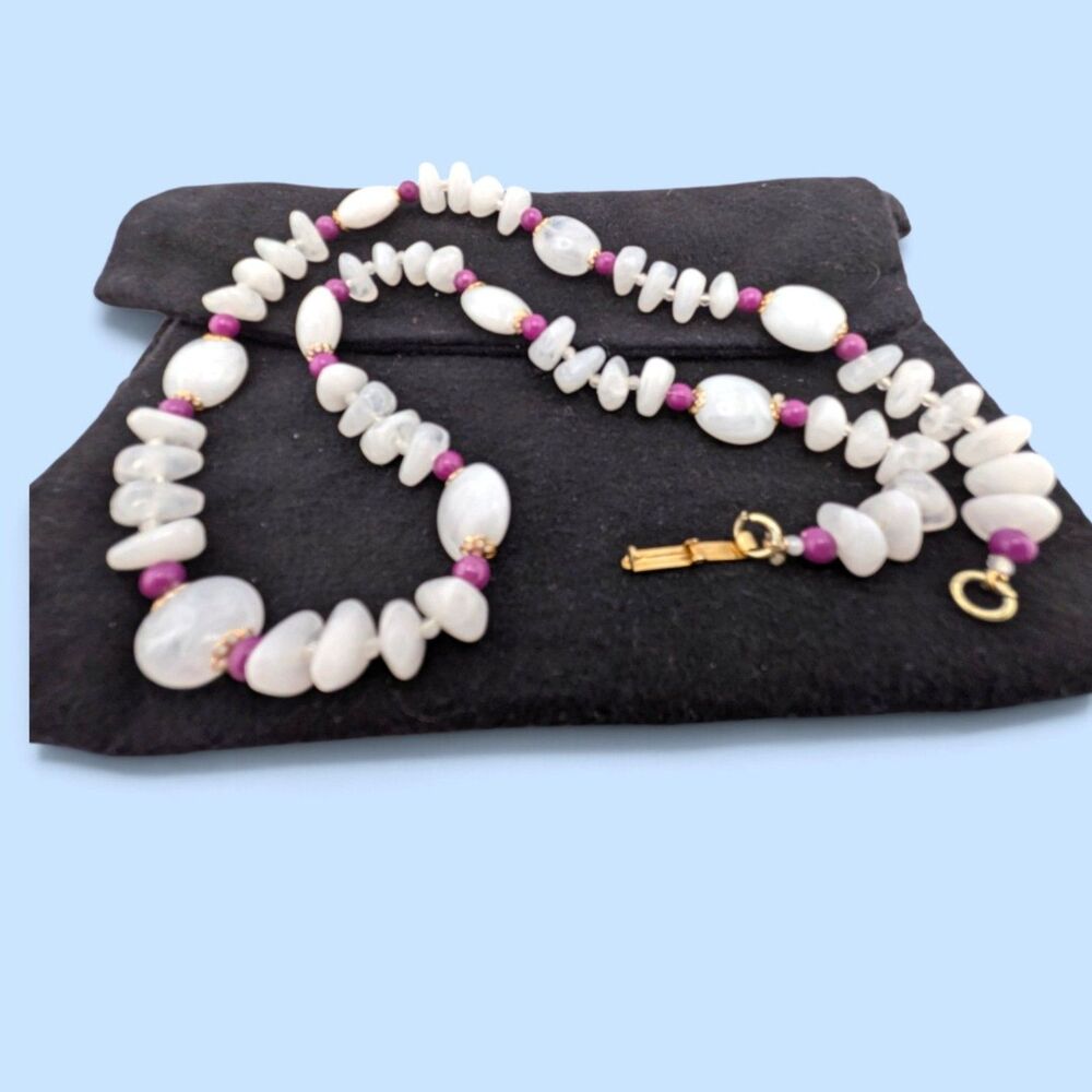 Hong Kong White Stone Pink Bead Necklace Gold Tone 25.5"